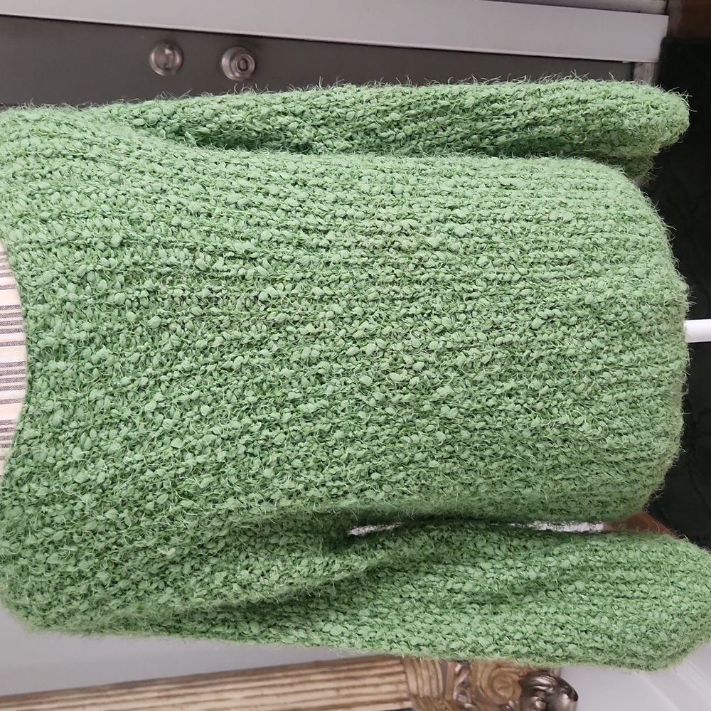 POL Sweater - Picture 4 of 8